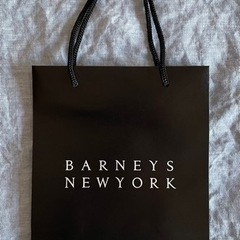 BARNEYS NEW YORK（バーニーズニューヨーク）ショッ...