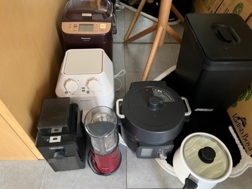 ホームベーカリー、エアオーブン、電気圧力鍋、ブレンダー、コーヒーミル、片手鍋