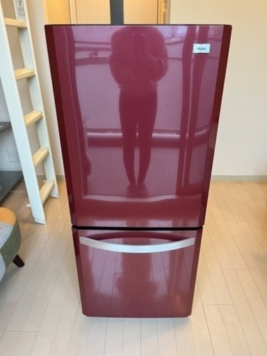 冷蔵庫【赤】ハイアール2016年製