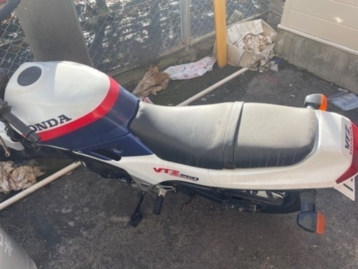 ホンダ　vtz250