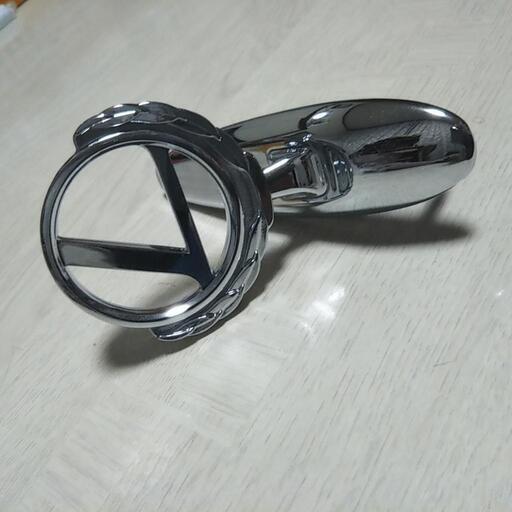 日産ローレル C33 ボンネットマスコット エンブレム - メルカリ (商談 