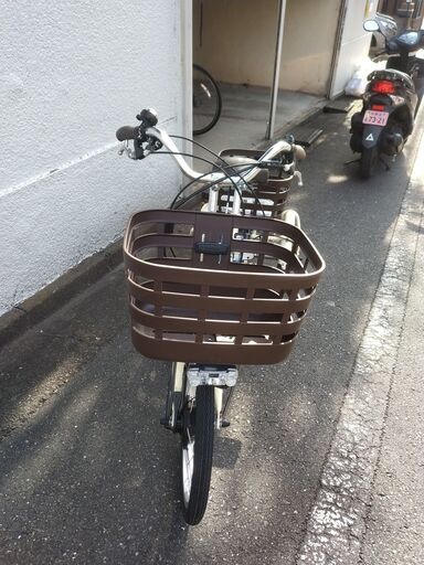 2022年 電動自転車 ブリヂストン ラクットワゴン 前20後16型 14.3Ah RW0B42 シルキーベージュ