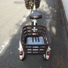 2022年 電動自転車 ブリヂストン ラクットワゴン 前20後16型 14.3Ah RW0B42 シルキーベージュ