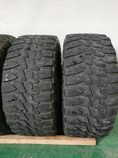最終の値下げ　33×18インチ　MTタイヤ