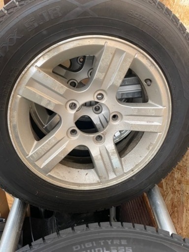 ジムニースタッドレスホイールセット ジムニースタッドレスホイールセット