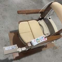 アロン化成 安寿 家具調トイレAR-SA1(シャワピタ) 介護用トイレ