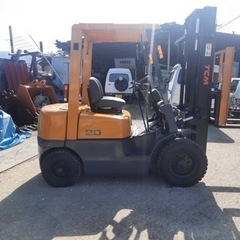 ガソリン　フォークリフト2t TCM