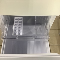 冷蔵庫 シャープ SJ-15E8 152L　2020年製 シャープ SJ-15E8-KW 2020年製 152L 冷蔵庫【全国発送対応】