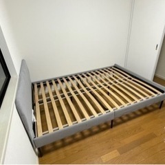 IKEA ダブルベッド& IRIS製マットレス（フレームのみも可）