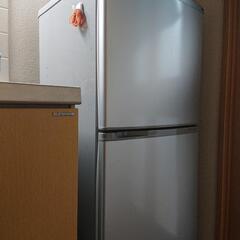 【受け取り予定者決定】冷蔵庫 AQUA AQR-141A