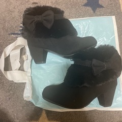 Mサイズの黒ブーツ新品です