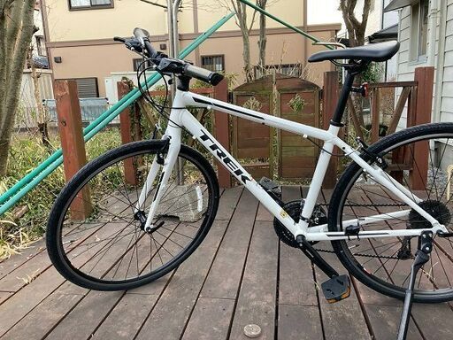 トレック　FX3