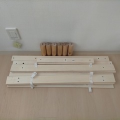 木製　すのこシングルベッド　　コンパクト