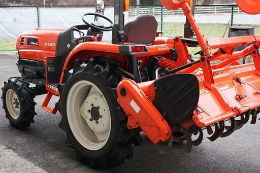 クボタ トラクター KL250 25馬力 パワステ 自動水平 倍速 逆転