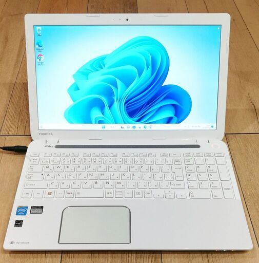 東芝 T553/T3JW エクセル・ワードOK 美品 Windows11pro Intel celeron 847 8GBメモリ SSD256GB WiFi/Bluetooth内蔵
