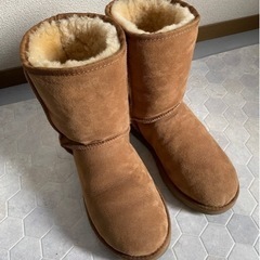 決まりました。UGG クラッシック ブーツ サイズUS7 24cm 