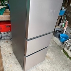日立　家庭用冷蔵庫　R-27RV 2022年　USED