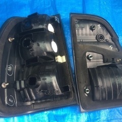 値下げ！ランドクルーザー100 テールランプ　左右一式