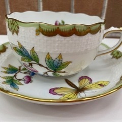 未使用近✨ヘレンド ヴィクトリアブーケ カップ&ソーサー 花 蝶 ヘレンド カップ&ソーサー□ヴィクトリアブーケ C&S 蝶々 1客 HEREND 1