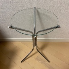 ガラス　サイドテーブル