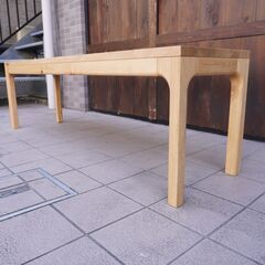 建材メーカーのWOODONEが手掛けるSu:iji furniture(スイージー