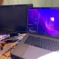 【ネット決済・配送可】MacBook pro2018 15インチ...