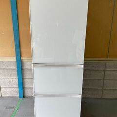 取りに来ていただける方限定　TOSHIBA　冷蔵庫　363L　中古品　お安くでお譲りさせていただきます。 