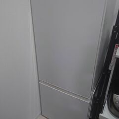 AQUA　２ドア冷蔵庫　184L