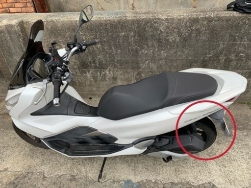 PCX150 ETC付き KF30 パール加工タイプのホワイト