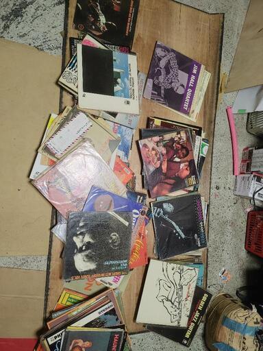 お話中　ジャズ　レコード100枚くらい