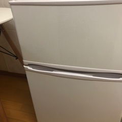 冷凍冷蔵庫　90L