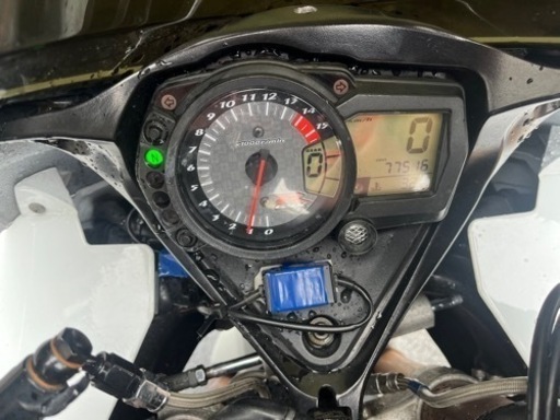 gsx-r1000 k8 カスタム多数