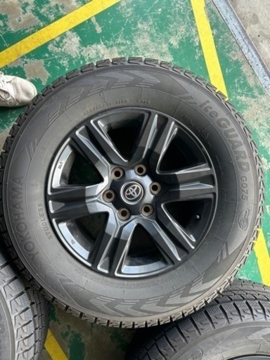 現行ハイラックス 純正ホイール＋スタッドレスタイヤ 265/65R17 【公式 
