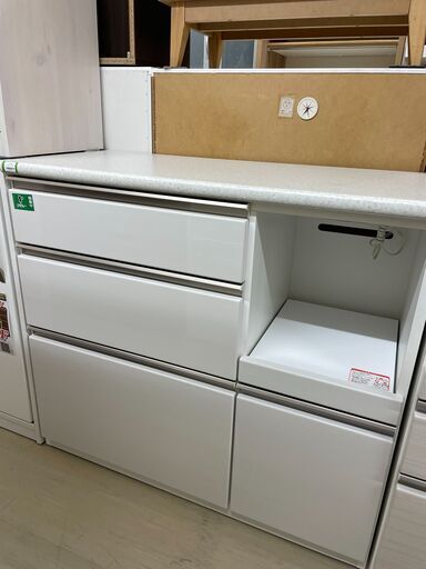 ジモティ来店特価!!!　キッチンカウンター　ニトリ　ホワイト　　J-0240