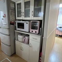 松戸市引取り歓迎★食器棚 ホワイト キッチンボード