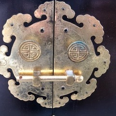 【リサイクルサービス八光】李朝家具調　収納・鍵付きキャビネット