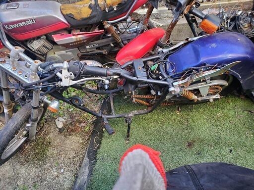 車のパーツ マグナ ポンコツ ベース
