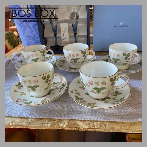 大きな取引 5客セット ウェッジウッド WEDGWOOD WILD カップ＆ソーサー●BA01N065 ワイルドストロベリー STRAWBERRY コップ、グラス