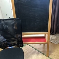 IKEAイーゼルお絵描きボード黒板