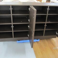 R061 収納家具、扉付フリーラック、幅159cm