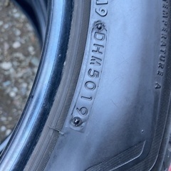 バリ山！4本セット235/55R20 夏タイヤ 残溝6.4mm