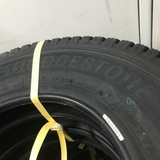 ①新品未使用 165R13 6PR BS スタッドレス サクシード プロボックス等 