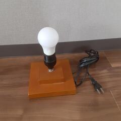 アートにも使えるLEDスタンド台座