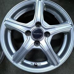 14インチ　マーチ　ヴィッツ