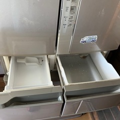 日立　6枚扉　冷蔵庫　2010年式