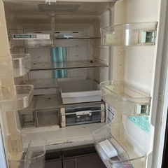 日立　6枚扉　冷蔵庫　2010年式