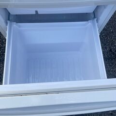 【どっちもドア】SHARP　シャープ 冷蔵庫 137リットル SJ-D14C-W 2017年製