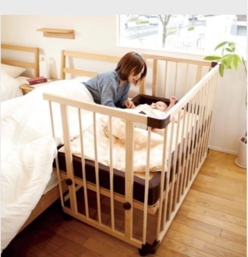 ファルスカ　ベビーベッド、サークル ファルスカ ベビーベッド 添い寝ベッド ≪人気ベビー≫farska