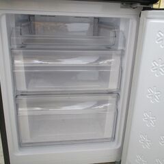 I:G60326071 ハイアール　２ドア冷凍冷蔵庫１４８L  ※在庫、黒8台　白２台有