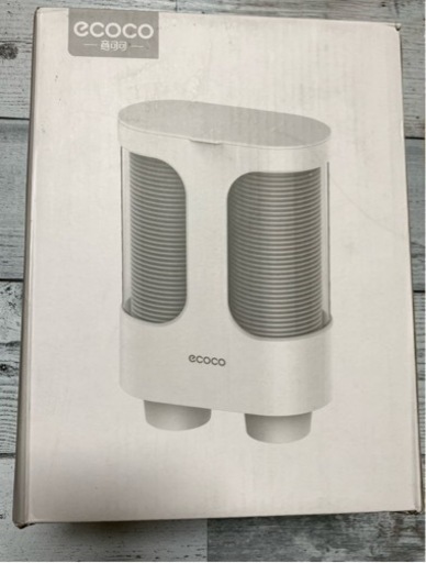 【取引中】新品⭐️清潔に保管⭐️紙コップホルダー カップ 収納 大容量 防塵 省スペース 粘着